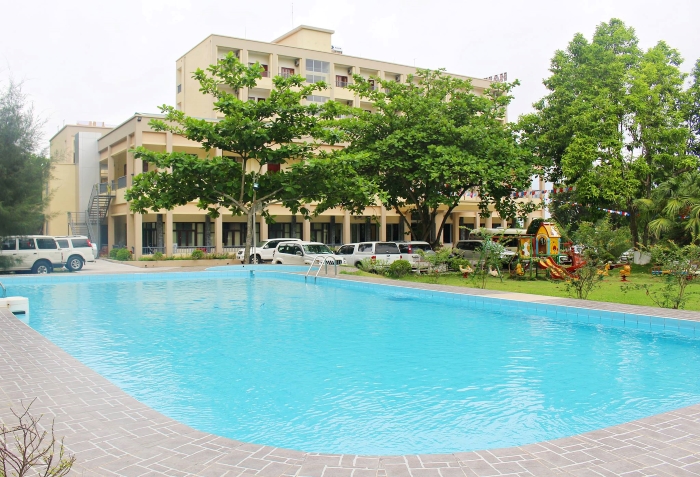 Bể bơi khách sạn Hanvet Đồ Sơn