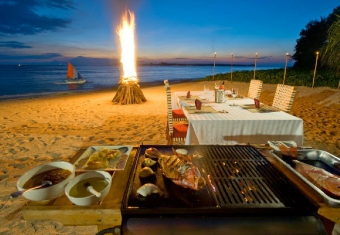 Tiệc nướng BBQ ngoài trời, ven biển thơ mộng